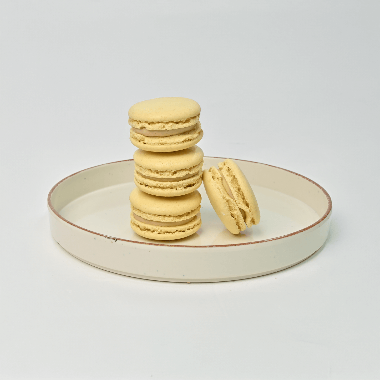 Coffee and Orange Macaron