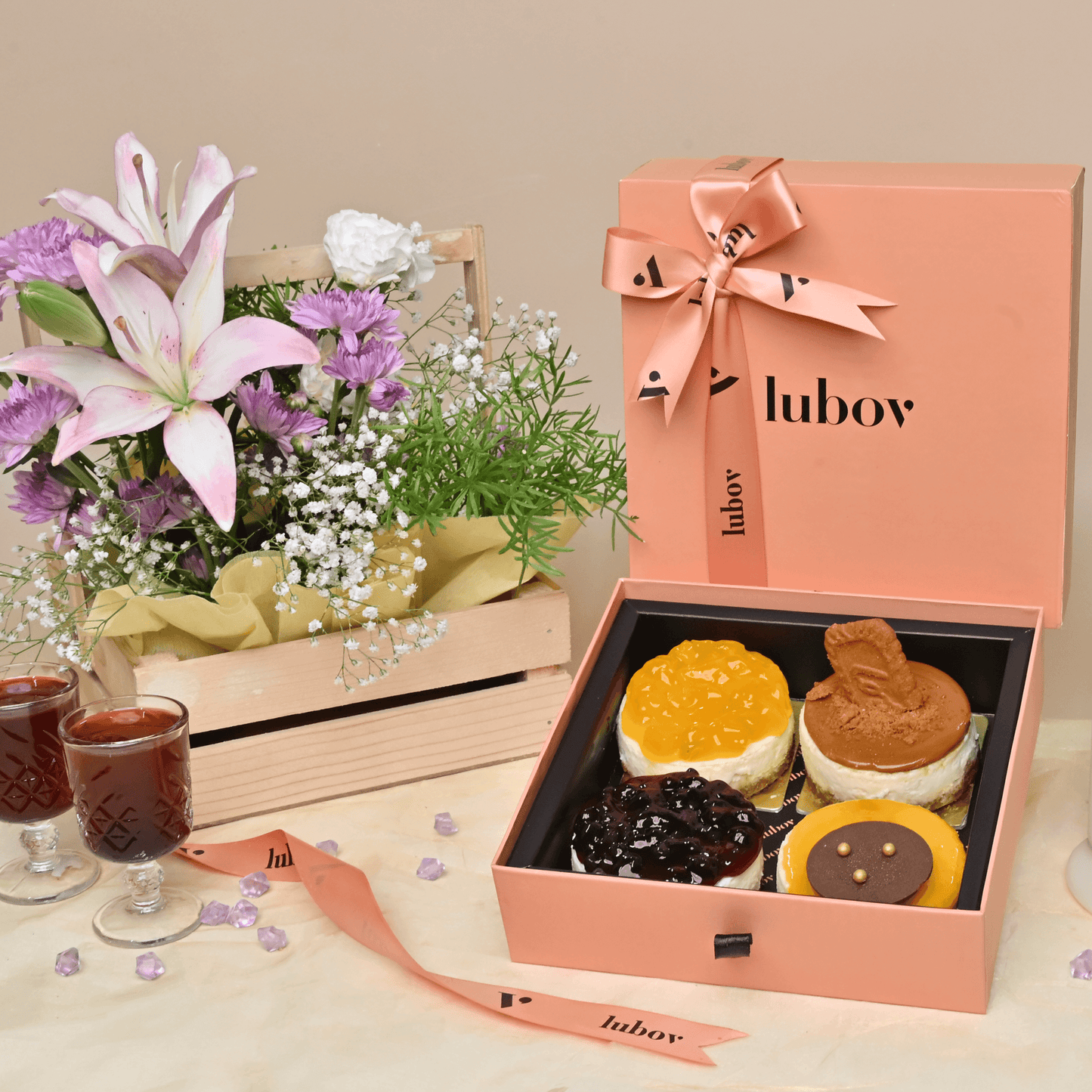 Petite Luxury Gift Hamper – Cheesecake Hamper