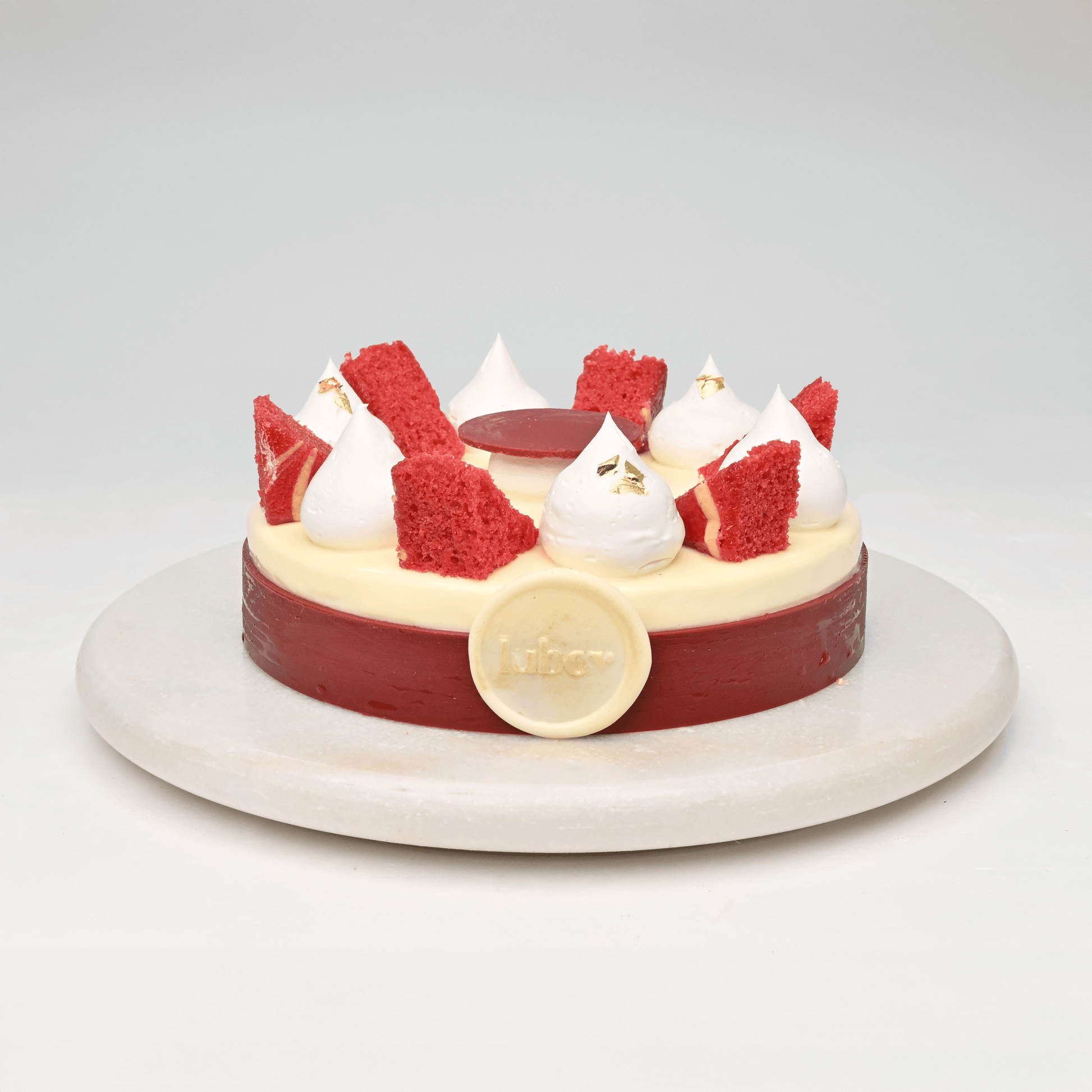 Red velvet & Berries Cake