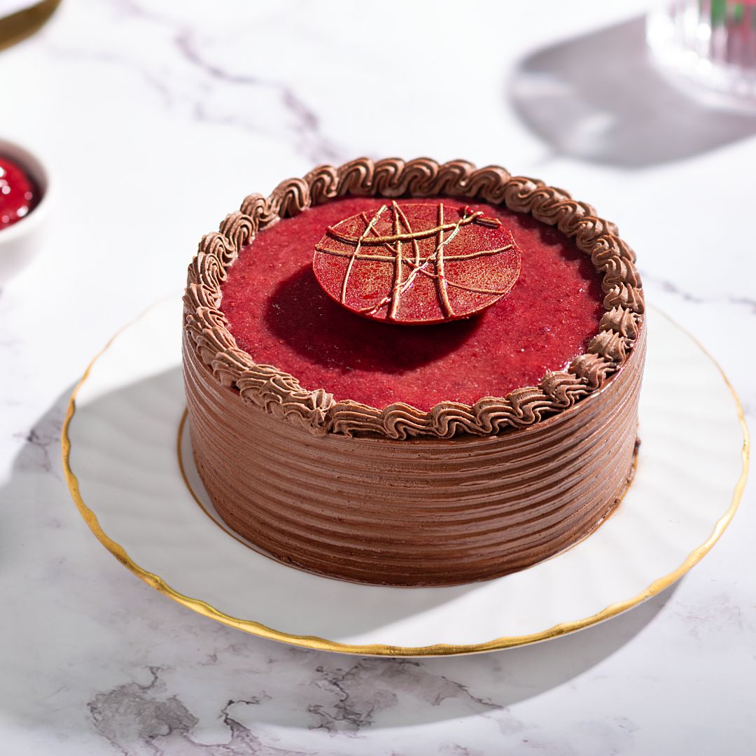 Chocolate Strawberry Mini Cake