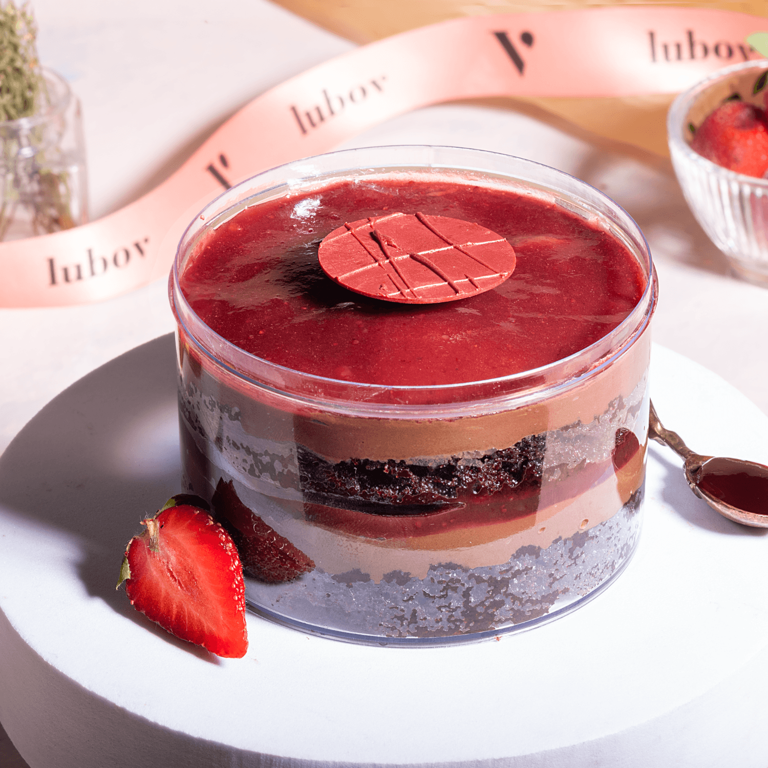 Chocolate Strawberry Bento Cake – Cute & Delicious