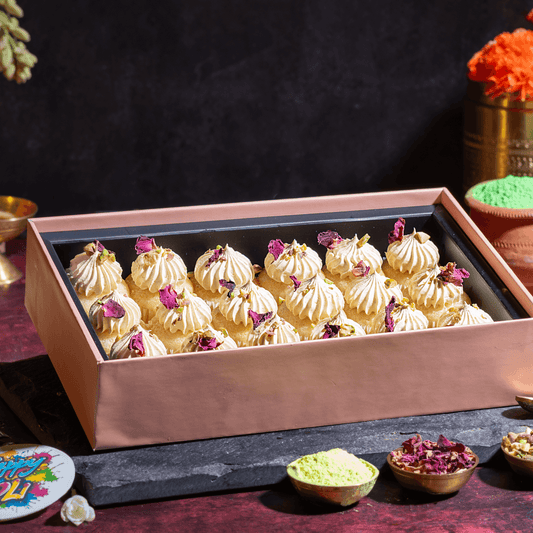 Mini Cupcakes – Holi Special Thandai Collection