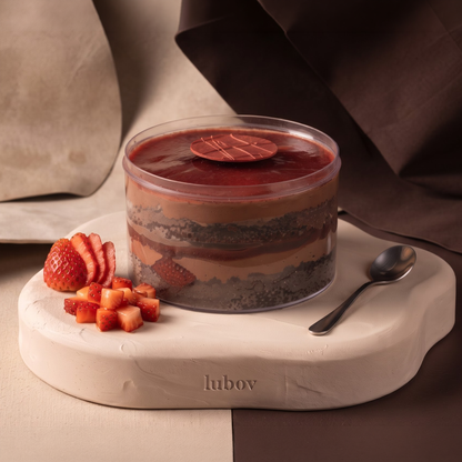 Chocolate Strawberry Bento Cake – Cute & Delicious